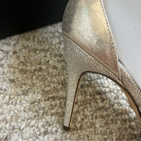 NEW NINA Women's Celosia Dress Sandal Taupe Reflective SZ 10 - Picture 6 of 16